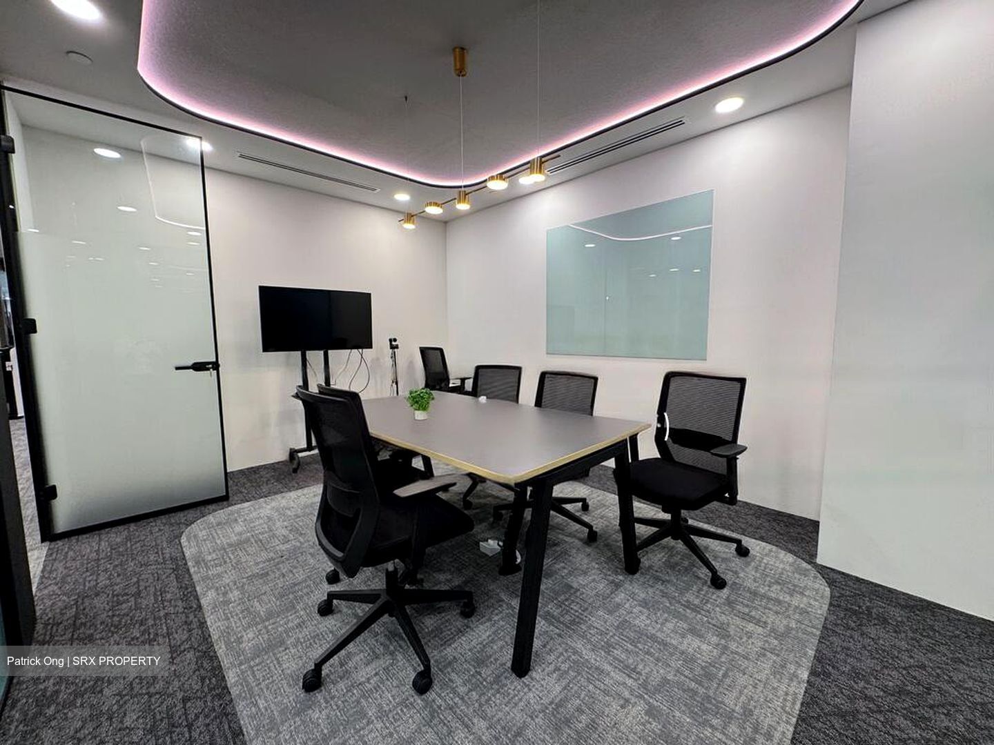 Robinson 112 (D1), Office #570506491